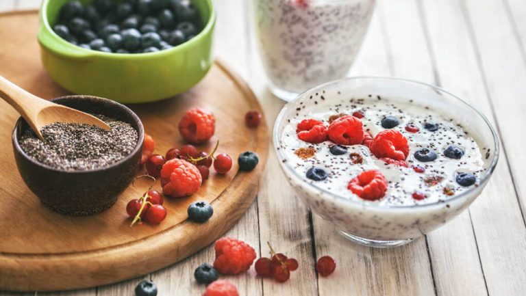 3 Ways to Eat for Mental Health